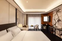 SFEEL Designer Hotel (Kunming Dianchi Houhai) Hotels in New West Bus Station