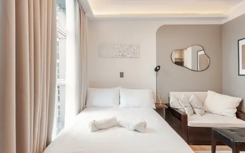 Central Modern Cosy Condo - The Linear Suite