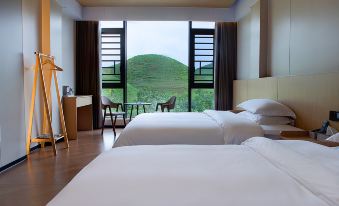 Chengbu Ziyangfeng Resort Hotel