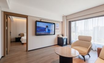 Shihezi Pedestrian Street Xihuan Road Atour Hotel