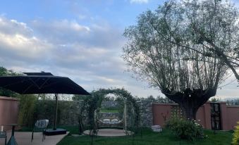 Yinchuan Xinglan Pavilion B&B