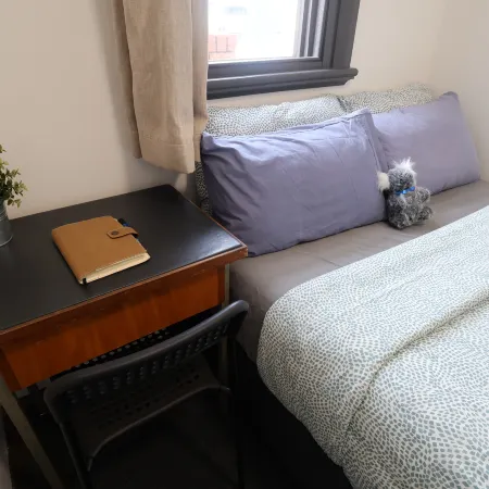 Emu Backpackers Perth - note - Valid Passport required for check in