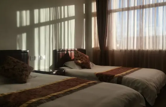 石渠格薩爾假日酒店