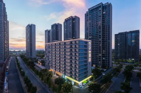 Bamboo Hotel Отели рядом с достопримечательностью «Sheng'an Temple»