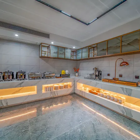 Lanjin Hotel