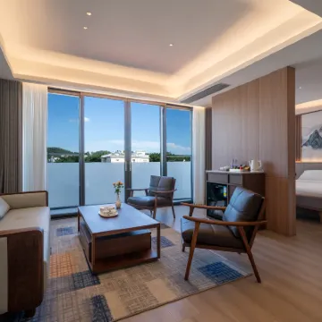 Floral Hotel·Orlanolia Hotel Hotels near Memorial Temple of Han Yu