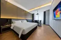 Meicheng Zhenxuan Hotel (Tongren High-speed Railway Station Branch) โรงแรมใน