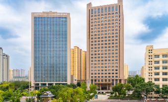 Jindao Hotel (Lanzhou West Railway Station Old Street Huanghe Tower Branch)