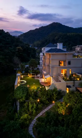 Sanyili Secluded Luxury Mountain Retreat (Wan Fenglin Branch) Отели рядом с достопримечательностью «Pingdong Square»