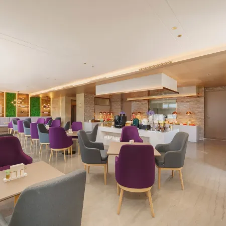 Lavande Hotel (Jinzhou Yixian Branch)