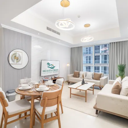 Heaven Crest Vacation Homes Downtown - Studio and 1 Bedroom 2 min walk to Dubai Mall and Burj