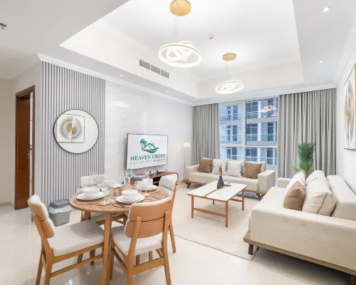 Heaven Crest Vacation Homes Downtown - Studio and 1 Bedroom 2 min walk to Dubai Mall and Burj Hotels near Souk Al Bahar