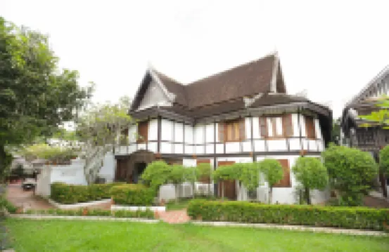 Luang Prabang Royal Palace Museum Hotel Hotels near Wat Mai Monastery