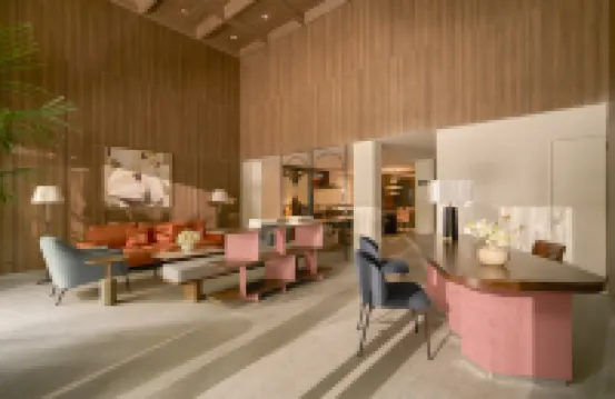 Express by M Village Nguyen The Loc - Modern Airport Stay