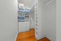 Stylish 3BR House(Parking)/ICC&DarlingHarbour-8min Sydney Home Furnishings附近的飯店