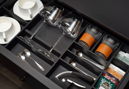 The Beauty of The East Artist Hotel