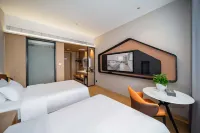 Home Inn Seasons (Luntai County Government Branch) Hotels in Luntai