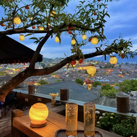 Wutong Courtyard · Villa: Bai Ethnic Aesthetics | Panoramic Cangshan View Guesthouse