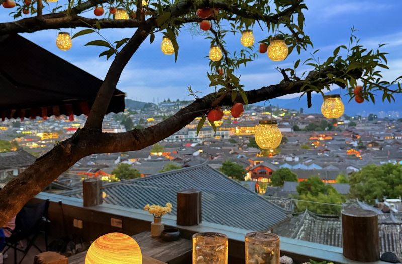 Wutong Courtyard · Villa: Bai Ethnic Aesthetics | Panoramic Cangshan View Guesthouse
