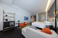 Longchuan Heijin Liuli Hotel