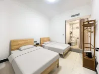 Manju Chatong Homestay (Border City Scenic Area)