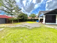 Tepak Nusuk Private Pool Homestay 5 Bedrooms 4 Bathrooms Hotels in Pendek