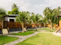 L1 Lanta Resort Hotels near Khlong Khong Beach