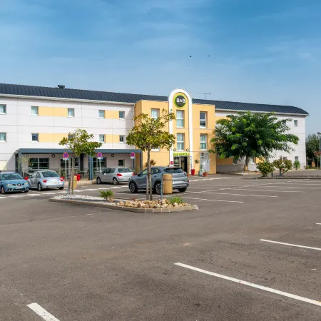 B&B HOTEL Cholet Nord