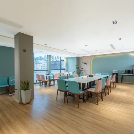 Huijin Hotel (Fuan Huaxing Spring City Branch)