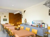 Sri Anan Pura Hotel Hotels near Hai Ya