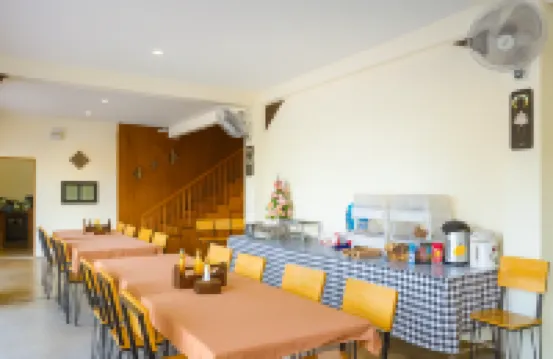 シーアナンプラ ホテル