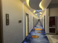 Future City Smart Hotel (Wanda Plaza) - parkir