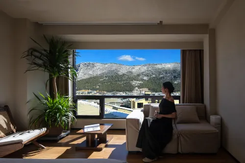 Shangri La Tianji Cloud Resort Beauty Hotel (Dukezong Ancient City Store)
