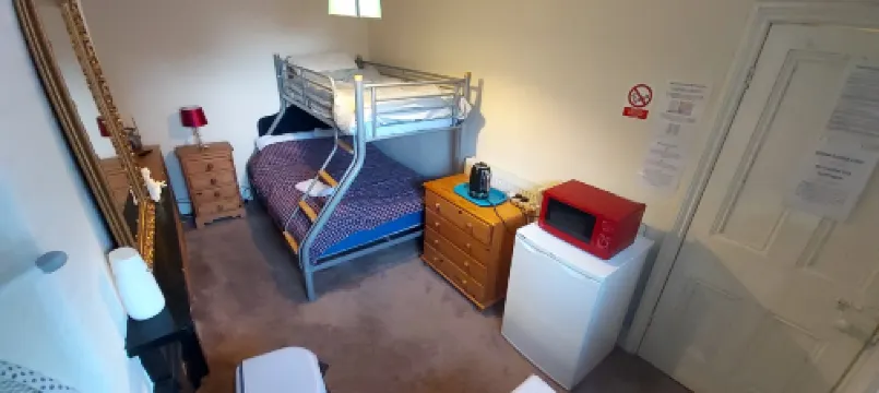 Phoenix Nights Guest House
