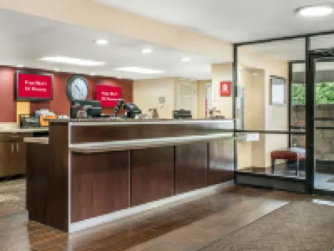 Red Roof Inn Detroit Metro Airport - Taylor Hotels in Taylor