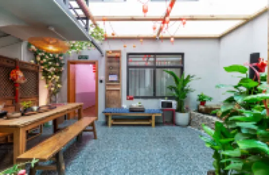 Xi'an Jinxi Homestay (The Bell Tower and Drum Tower Huimin Street)