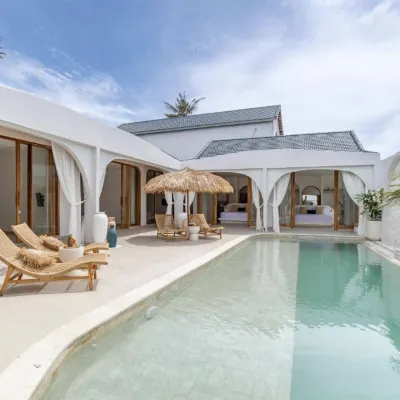 Codyard Luxury Suites Hotels near Seseh