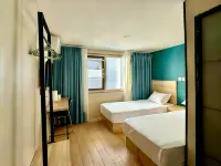 Nanguo Hotel (Beijing South Railway Station Taoranting Subway Station) Hotel di Qianmen (Front Gate) dan Pusat Perbelanjaan Chongwenmen