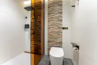 โรงแรมคลาวด์ (เมืองเหอซาน เซ็นเทนต์)