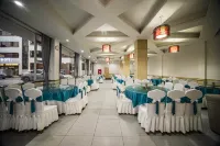 Ya'an Ailiyou L Hotel (Yucheng Yazhou Bridge Branch) - Airport Shuttle
