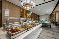 H HOTELS