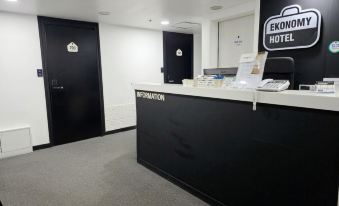 Ekonomy Hotel Myeongdong Premier