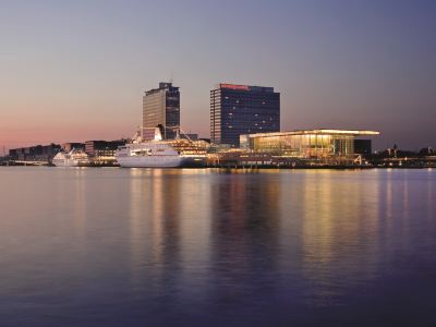 Mövenpick Hotel Amsterdam City Centre