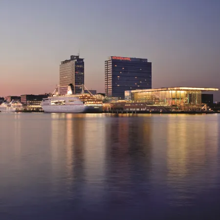 Mövenpick Hotel Amsterdam City Centre