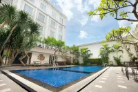1O1 URBAN Heritage Yogyakarta Lynn Prawirotaman - Pools