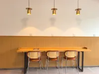 Three Cats Youth Hostel (Meishan Renshou Xixili Store）