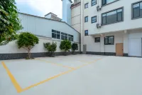 Hefeng Holiday Hotel (Yongchang Road Branch)