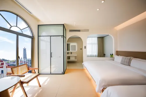 Tai Wan Holiday Hotel