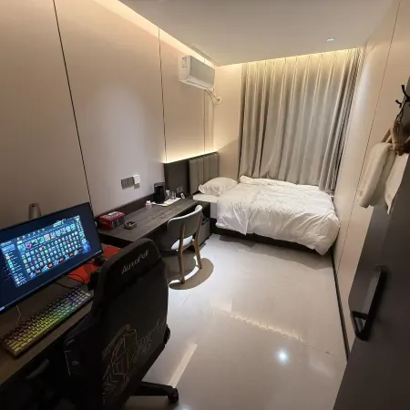 Ant E-Sports Hotel
