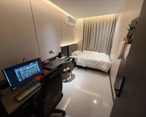Ant E-Sports Hotel Hotels in Gaoyi